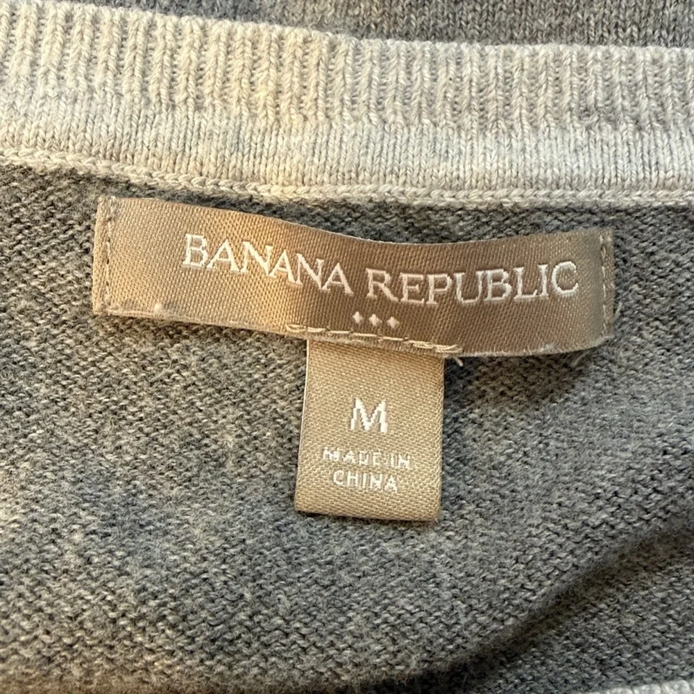 Banana Republic Sweater Y2K Stripe Gray Pink Scoop Neck Women’s M Long Sleeve